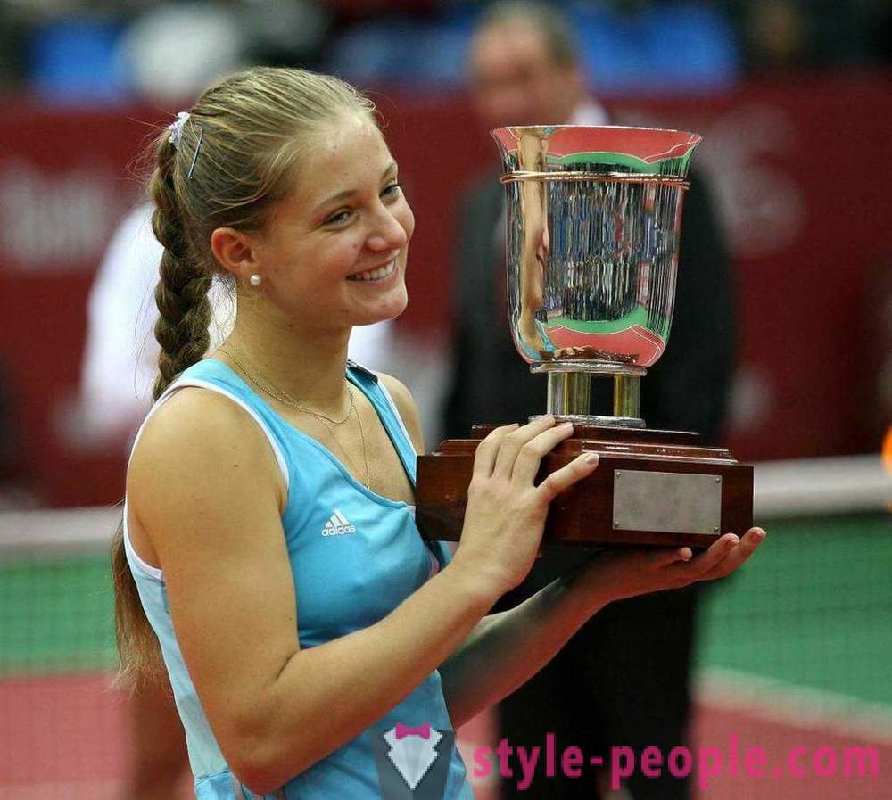 Anna Chakvetadze, en rysk tennisspelare: biografi, privatliv, sport prestationer