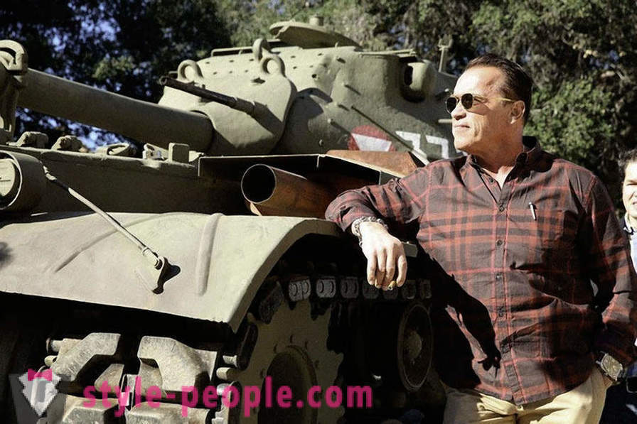 Arnold Schwarzenegger kontor i armén