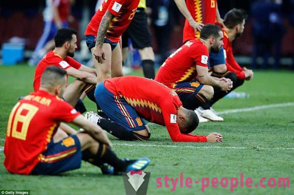 Ryssland besegrade Spanien och avancerade till kvartsfinal för första gången 2018 VM