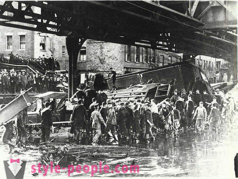 Historisk bilder av den flod av socker i Boston