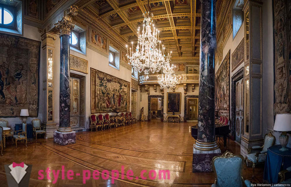 Ryska ambassadörens residens i Rom: den största och vackraste!