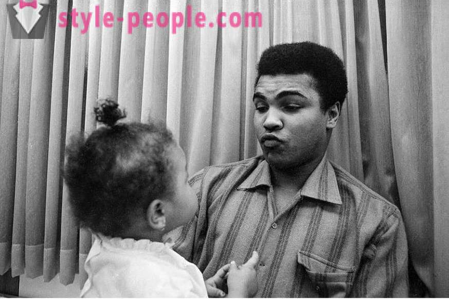 Födelsedag störst: Muhammad Ali utanför ringen
