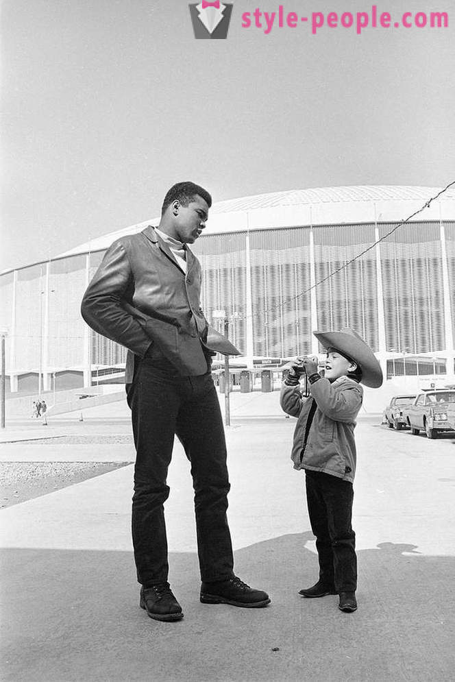 Födelsedag störst: Muhammad Ali utanför ringen