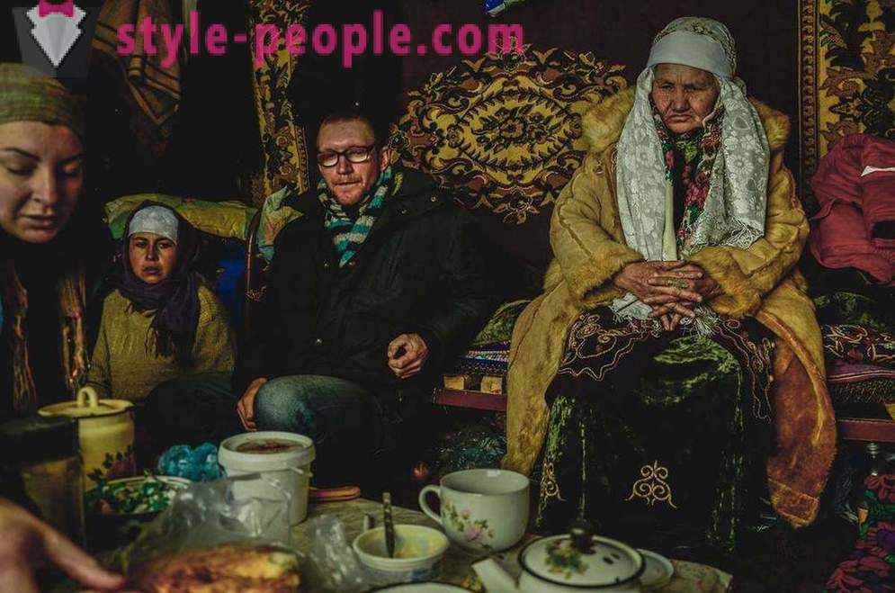 West fotograf tillbringade två månader besöker kazakiska shaman