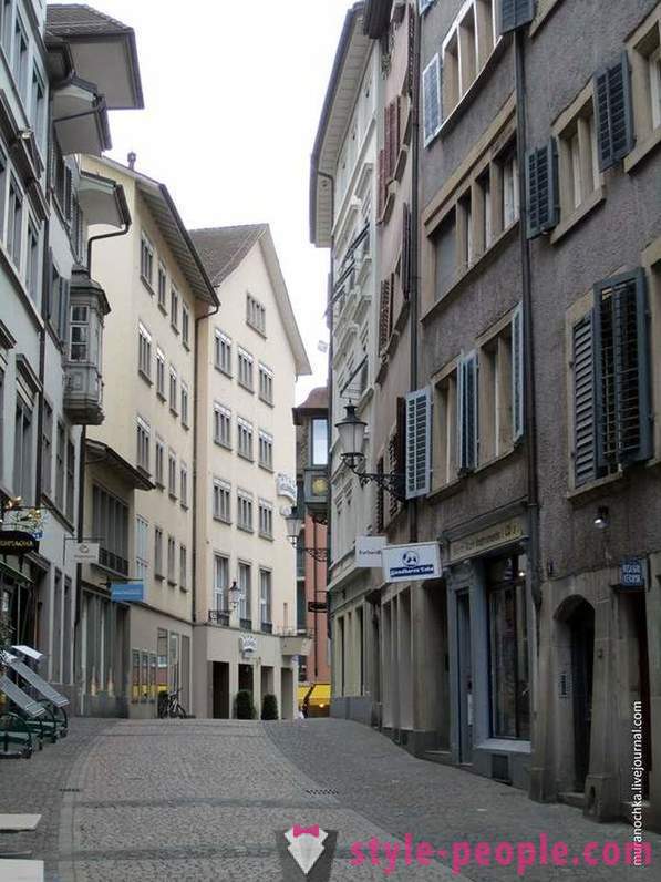 En promenad genom den gamla staden i Zürich