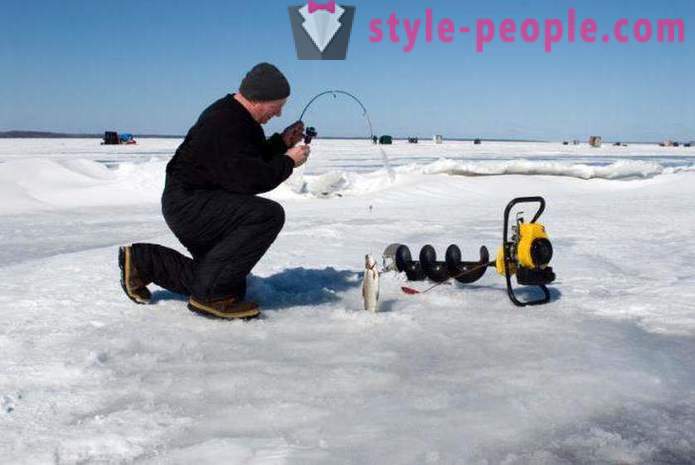Vinterfiske på isen först: Tips upplevt