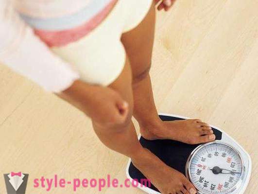 Periodisk fasta för viktminskning: kretsen och nackdelar om resultaten av betyg