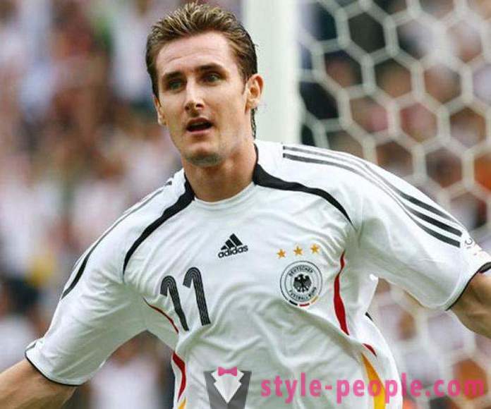 Miroslav Klose: biografi och karriär av en fotbollsspelare
