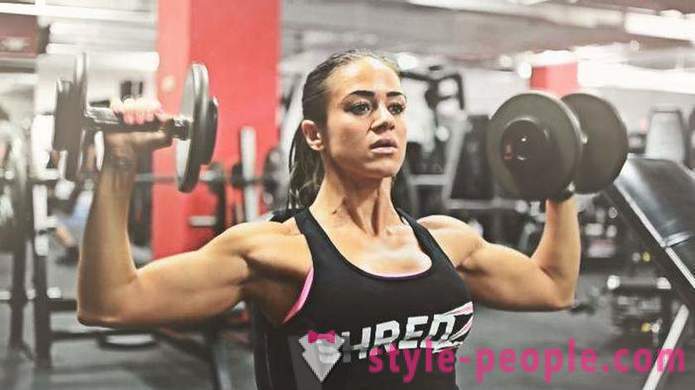 Kvinnlig bodybuilding. Den komplexa makt övningar för kvinnor