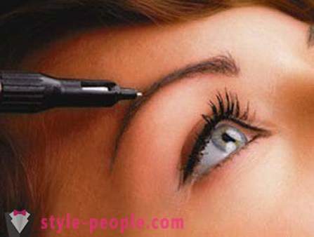 Tatuera ögonbryn: granskar och nackdelar
