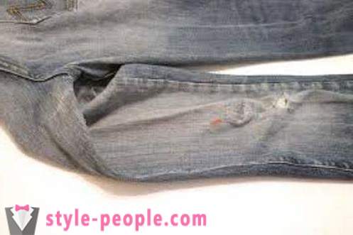 Så här visar färgen med jeans: praktiska råd