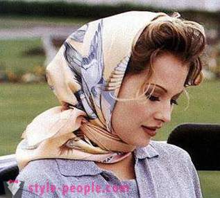 Lär dig att knyta en scarf på huvudet korrekt och elegant.